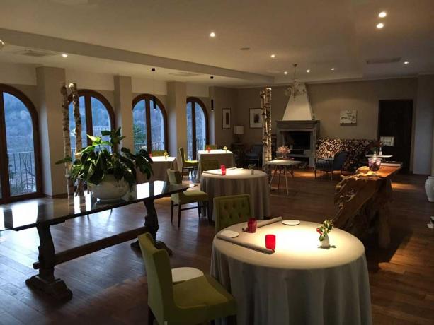 Romantico ristorante con camino resort4stelle Poppi-Arezzo