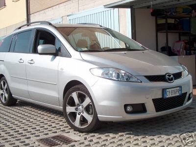 Importazione MAZDA 5 Auto ANNO 2006 Diesel Grigia