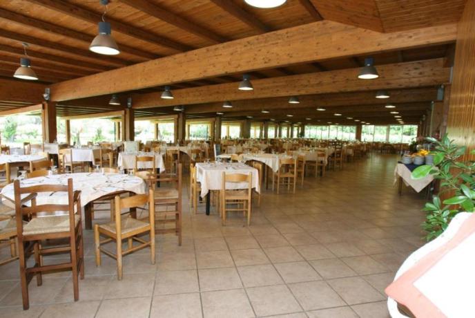 Ristorante villaggio con servizio a buffet