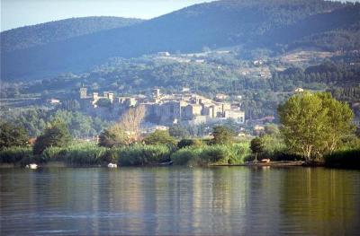 Alberghi Vicino alle Sponde del Lago