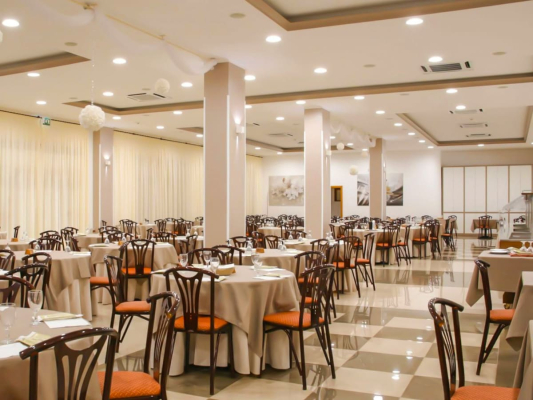 Ampia Sala Ristorante