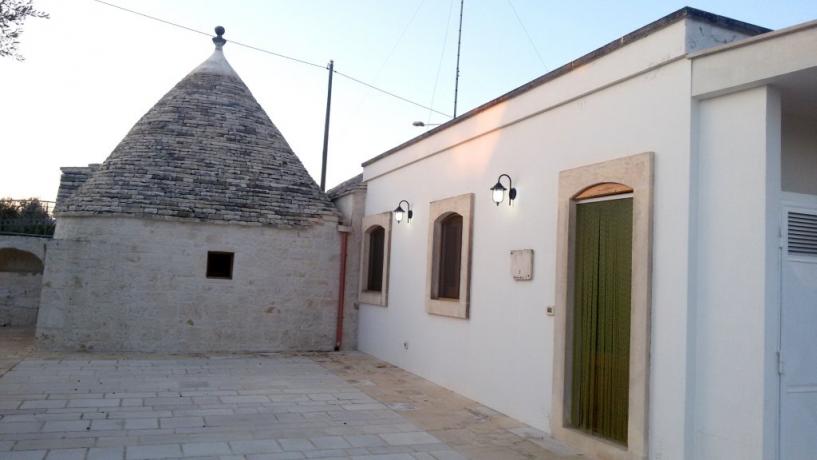 Ingresso "Casa dei Campi Nunnacola", Alberobello
