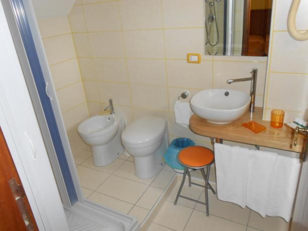 Bagno servizi privati hotel vicino Chianciano Terme