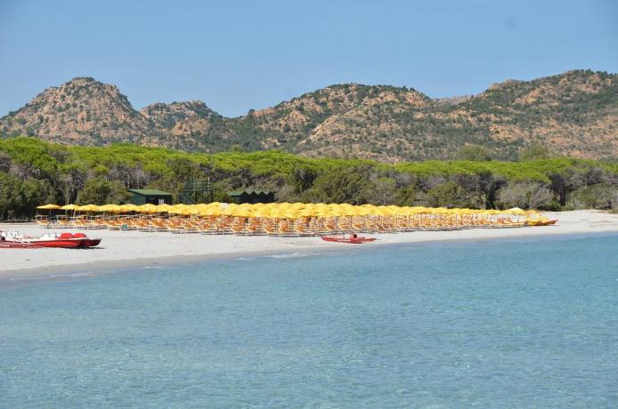 Resort a Orosei con SPA e Spiaggia Privata