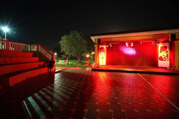 Hotel-residence anfiteatro animazione diurna-serale Sellia-marina