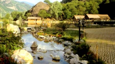 low-price hotel near the prehistoric park 