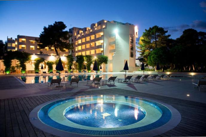 Hotel 5 stelle con Piscina a Vieste