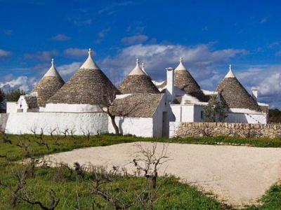 Trulli Ristrutturati con tutti Confort in Affitto