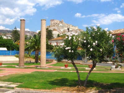 Giardini puliti e curati in Hotel calabrese