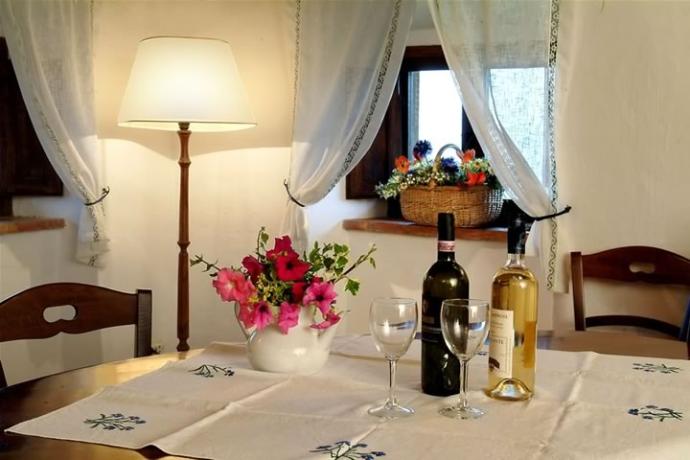 Tavolo Pranzo: Appartamento Fiordaliso