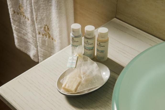 Kit cortesia Bagno privato camera albergo Cilento