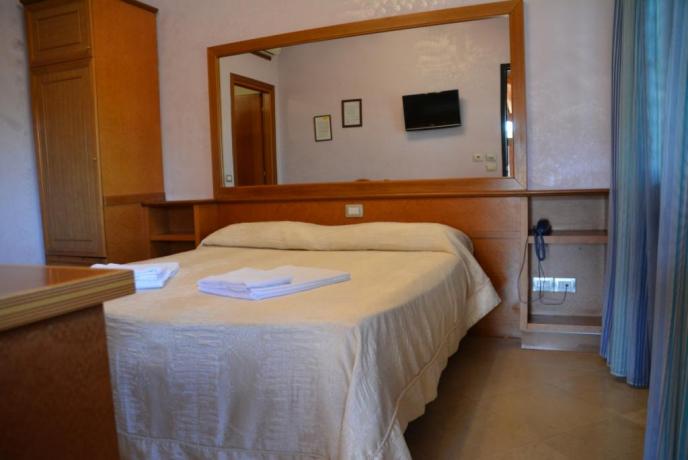 camera matrimoniale B&b frascati