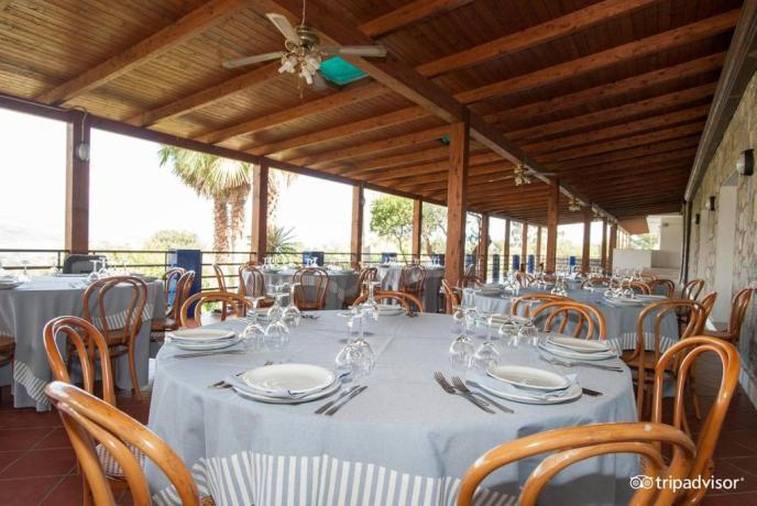 Patio-esterno vista-mare Ristorante Hotel Scario