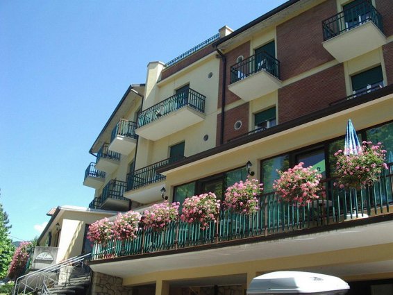 Camere con balcone 30 min da Riccione