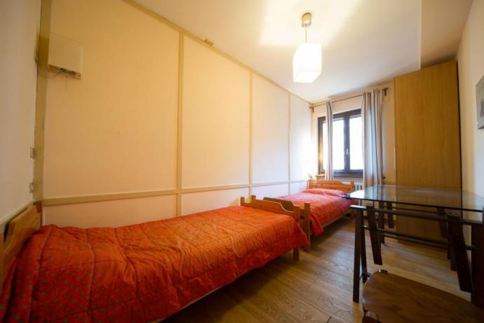 Camera 2 letti-singoli appartamento-vacanze quadrilocale Bardonecchia 