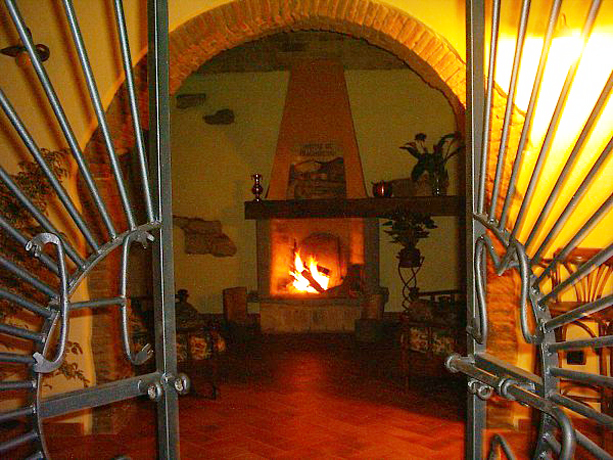 Hotel in Toscana con Camino e Ristorante 