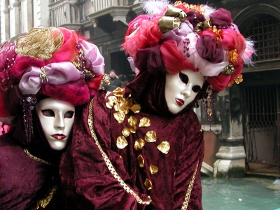 See the carnevalcostume in venice