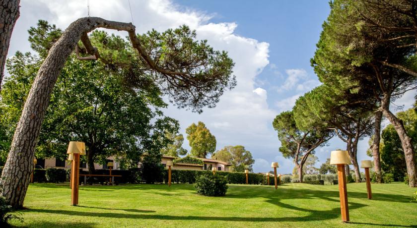 Giardino della romantic Resort di Bracciano 