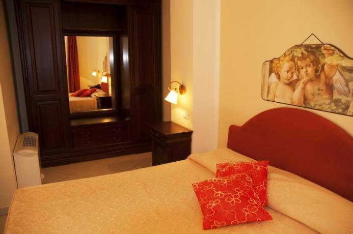 camera matrimoniale Hotel a san vito lo capo