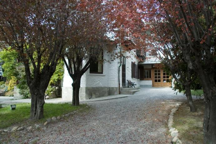 Villa-vacanze Bardonecchia con giardino privato  