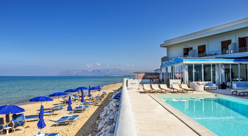 Albergo sulla spiaggia Alcamo Marina 