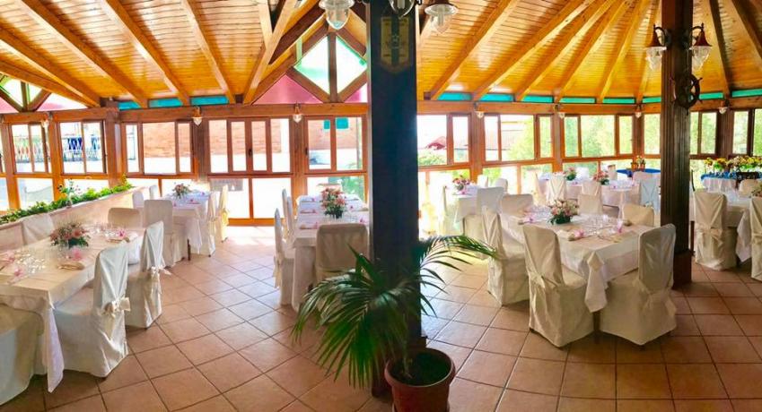 Sala Ristorante in Hotel3stelle Palinuro-Centola per Compleanni-Eventi 