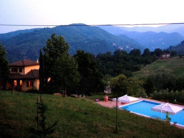 Villa per 22 persone tra le colline toscane 