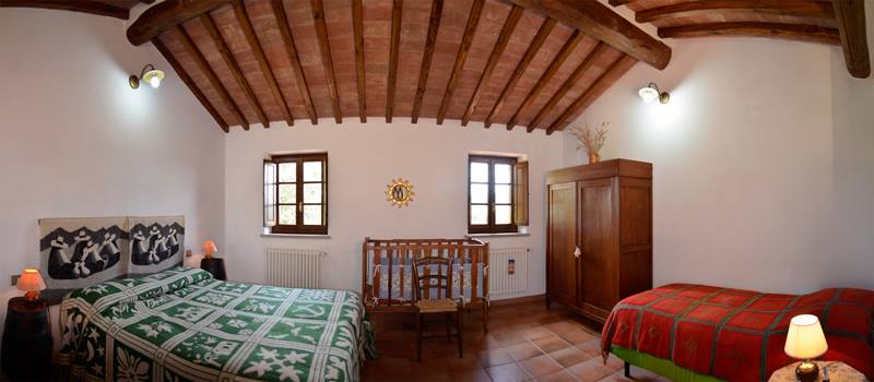 Villa principale a Montecastello Pisano con Terrazzo