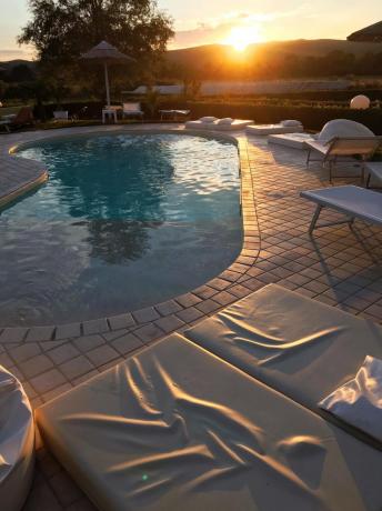 Relax in Wellness Resort con piscina a Follonica