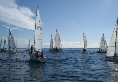sailboat races in Bari, where to stay