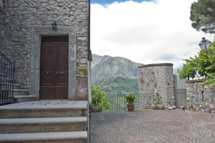 Appartamento in B&B Gaeta con piazzale esterno