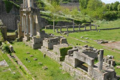 Stay near the Mainsights of Volterra, Tuscany