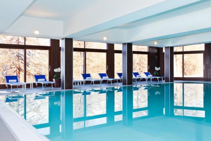 Piscina Coperta Riscaldata in Hotel 4 stelle Sestriere 