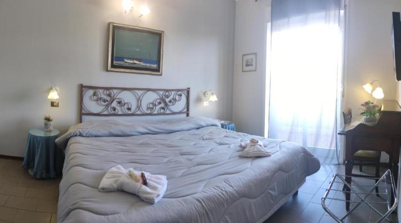 camera matrimoniale hotel 3stelle Catania-parco-naturale-Etna