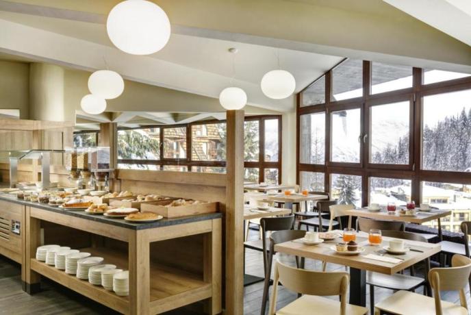 Buffet della colazione hotel 4 stelle 