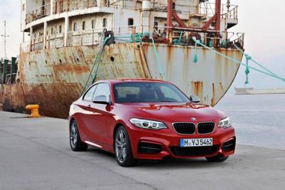 Noleggio BMW SERIES 2 220d (Diesel)