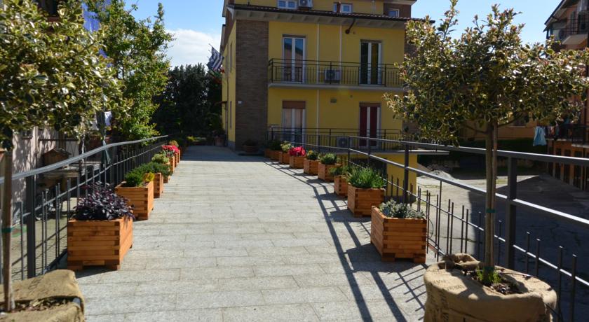 Camere prezzi Bassi vicino Centro Pavia