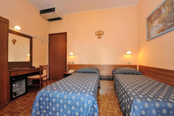 Camere servite da Ascensore Assisi
