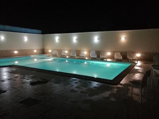 Piscina in Zona Tranquilla a Capua