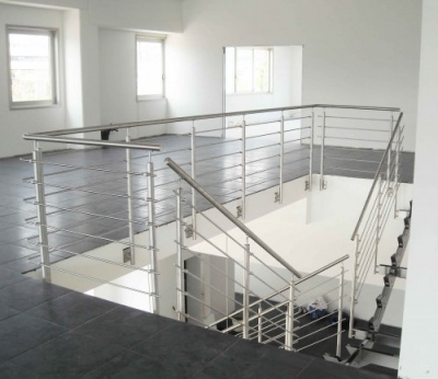 Realizzazione scale in ferro satinato Umbria