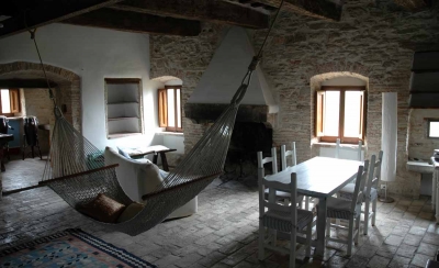 Soggiorno app.to Dipinto casale monestevole