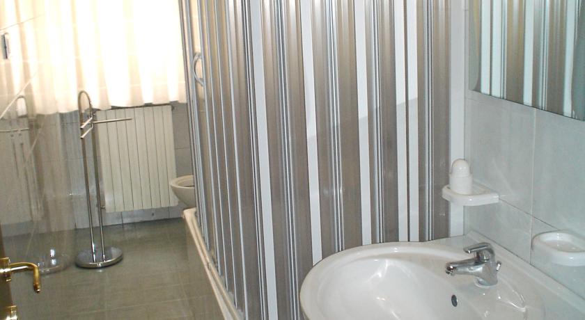 Bagno delle camere a San Giovanni Rotondo