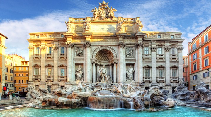 Fontana di Trevi nella Capitale