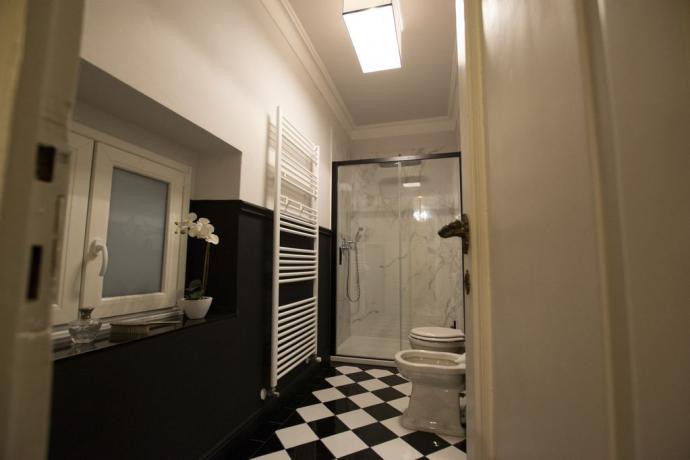 Bagno di lusso in appartamento Firenze con doccia 