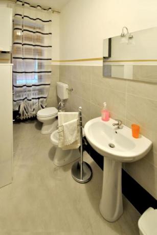 Bagno con servizi B&B ad Arezzo