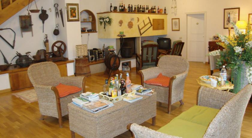 oasi-assisi-soggiorno