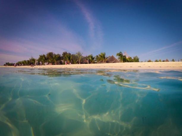 Lastminute villaggio Zanzibar sul mare cristallino