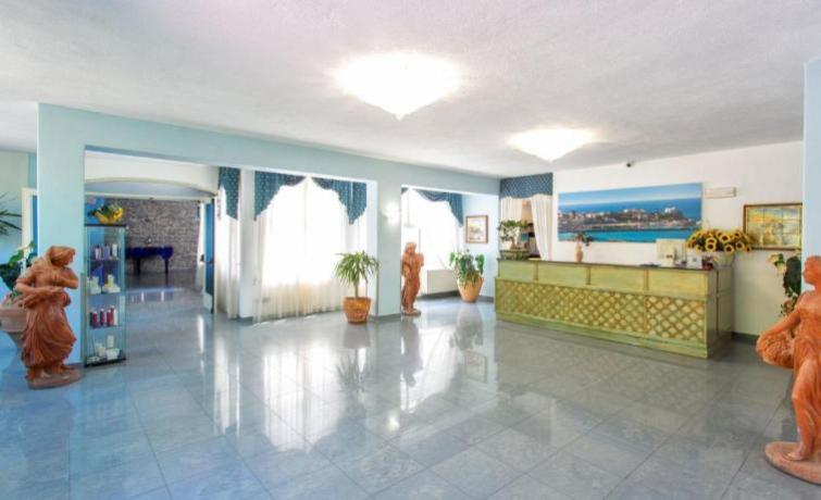 Reception hotel ischia Forio 