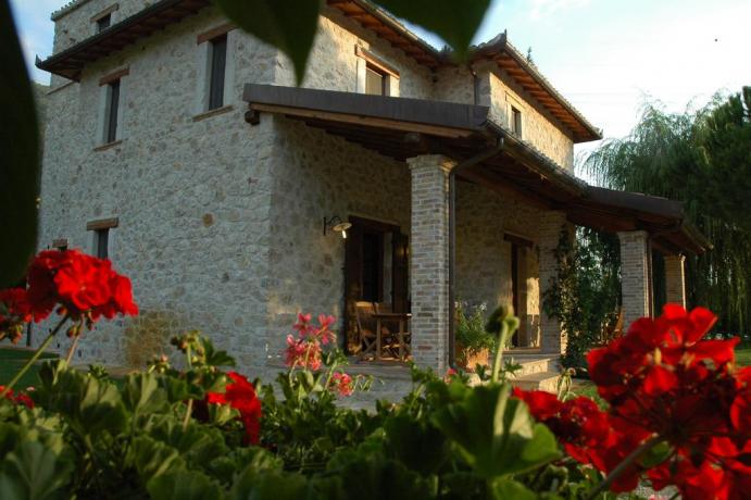 Country House a Ferentillo con Appartamenti Vacanza 