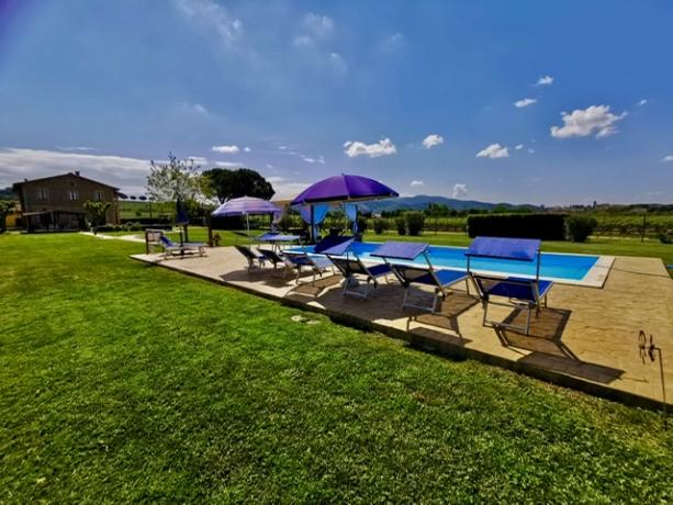 Agriturismo Torgiano con bellissima piscina